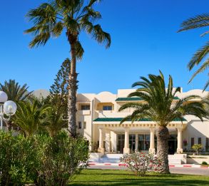 LES QUATRE SAISONS (ex. BAYA BEACH)