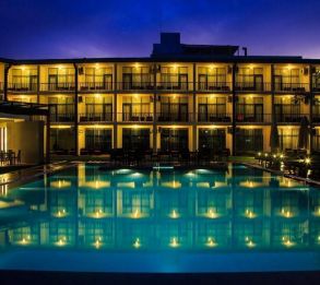 Camelot Beach Hotel